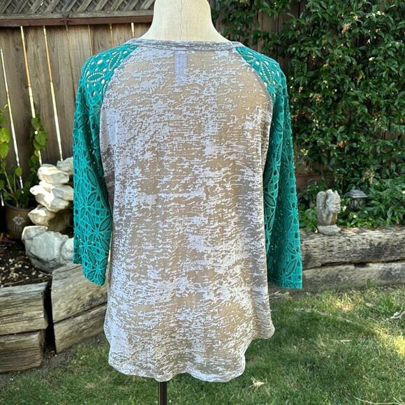 Southern Grace Happy Camper Lace Sleeved Shirt Teal Green/Gray Burnout Large - Picture 6 of 13